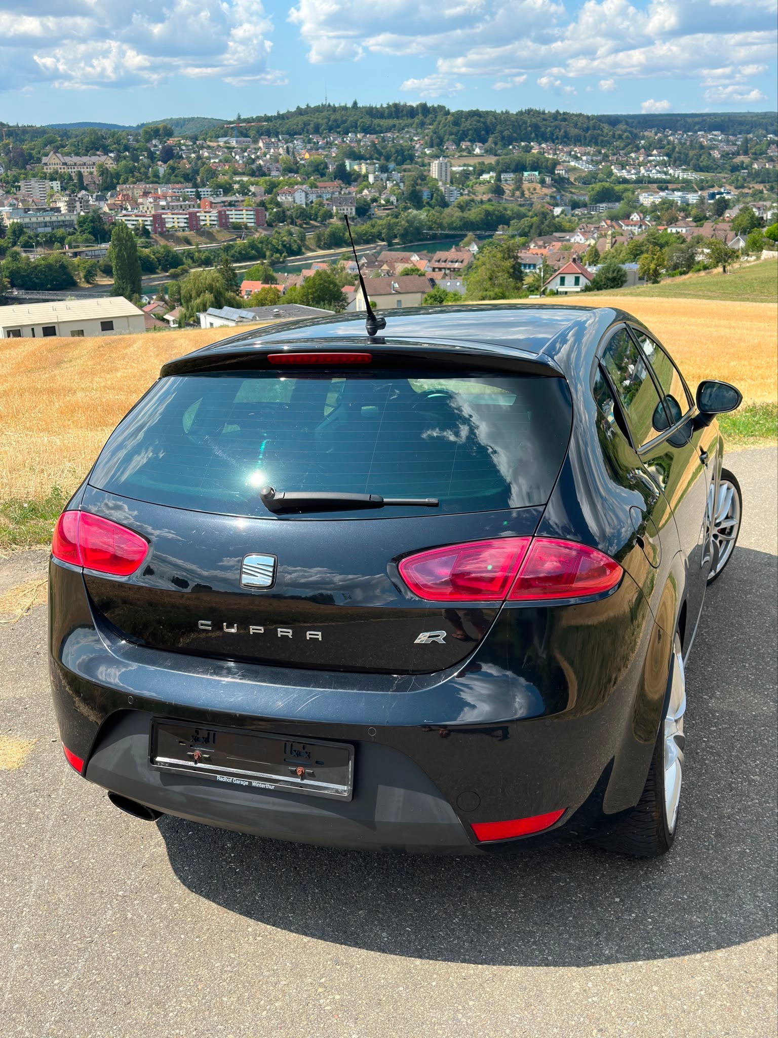 SEAT 2.0 TSI Cupra R-image-2
