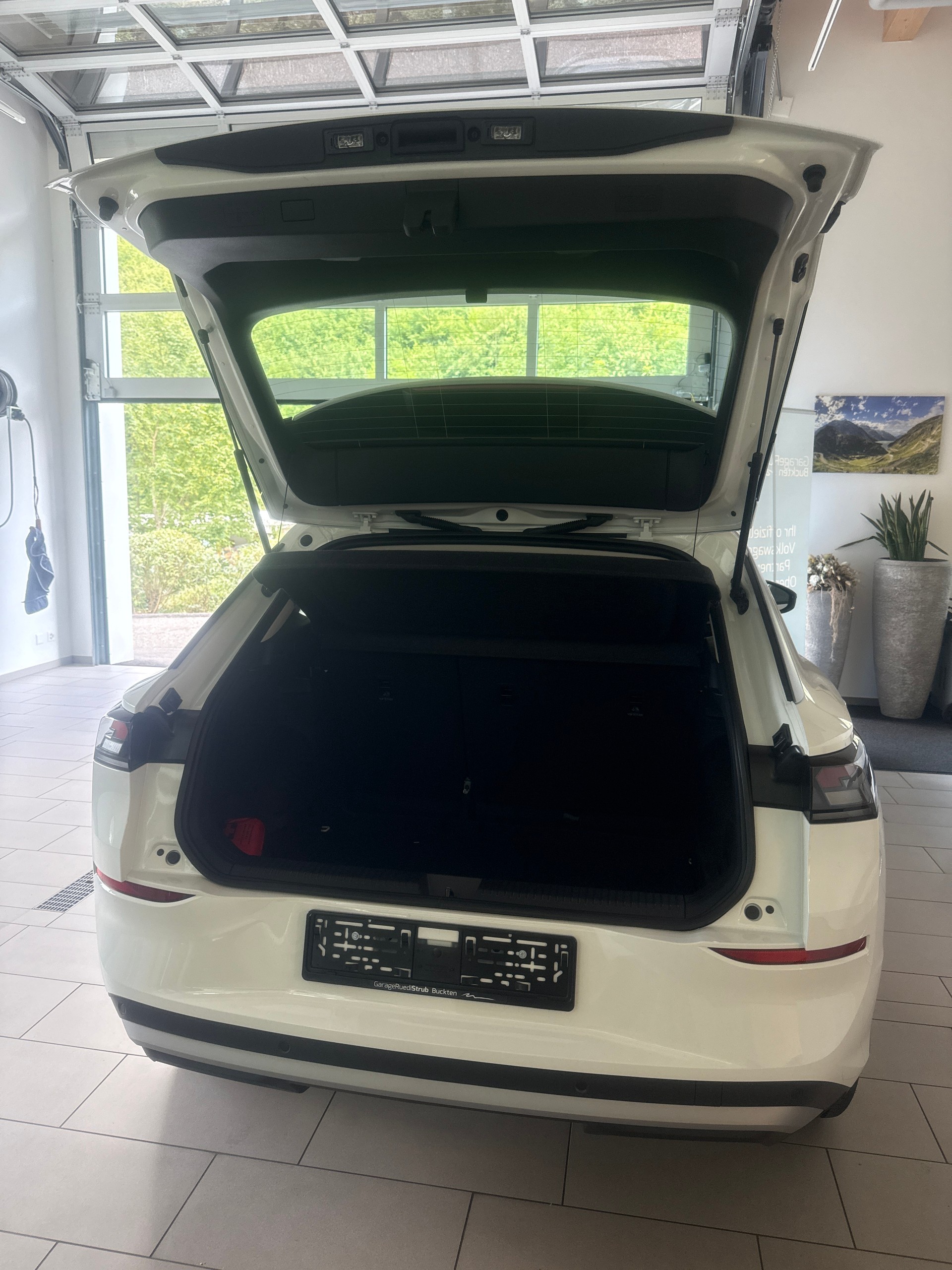 VW T-Roc NF TR 1.5eTSI 115PS 1500ccm 115PS/85kW 4 Zylinder eTSI Benzin / mHEV-image-5