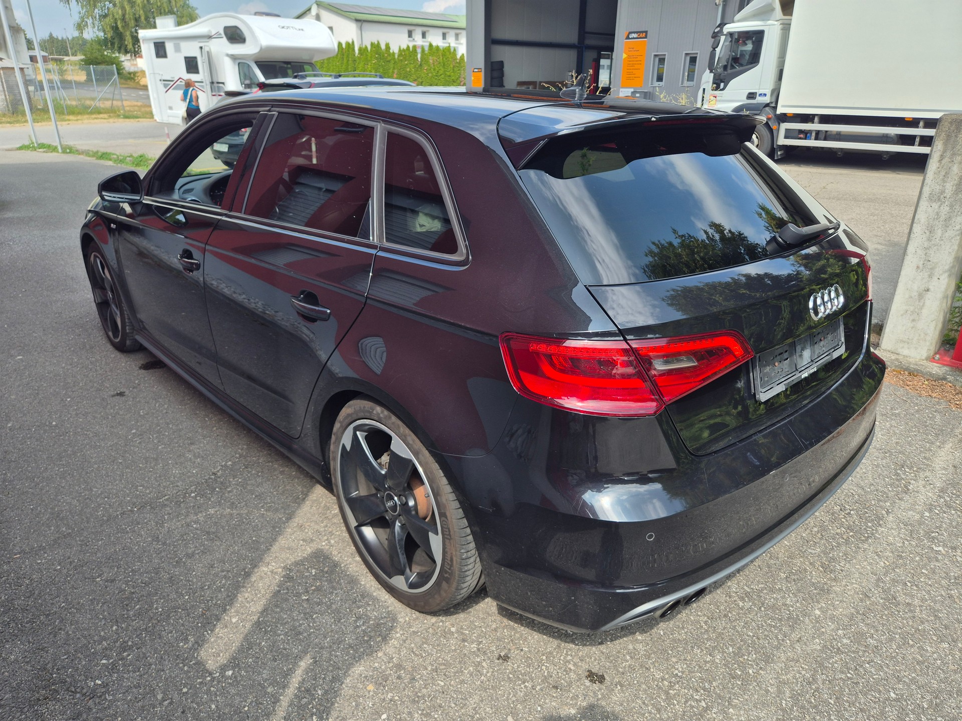 AUDI A3 Sportback 1.4 TFSI Ambition S-tronic-image-8