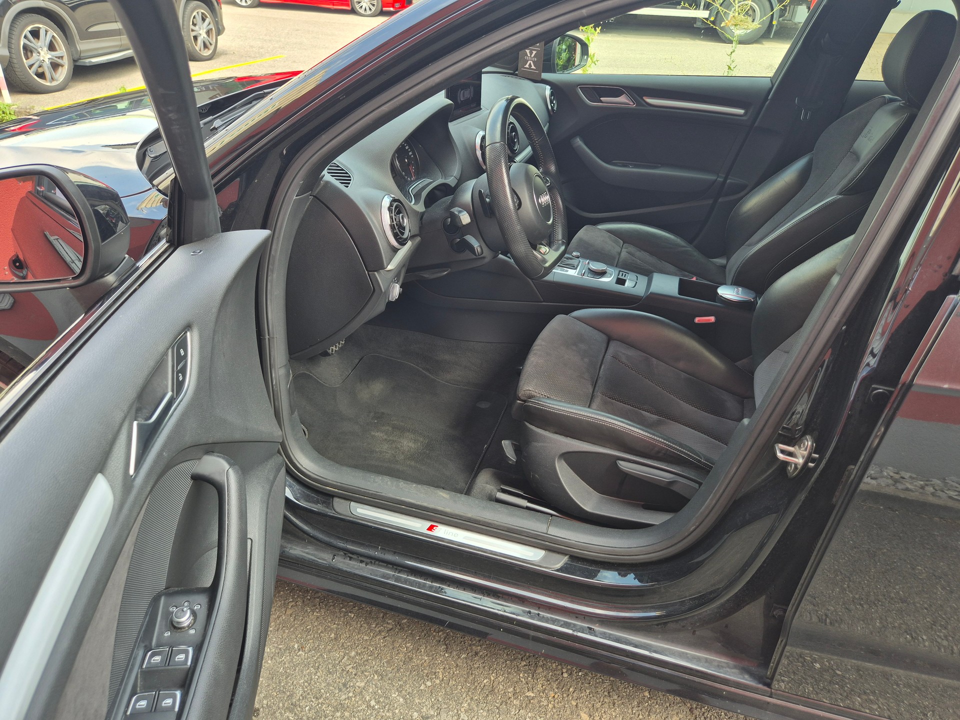 AUDI A3 Sportback 1.4 TFSI Ambition S-tronic-image-7