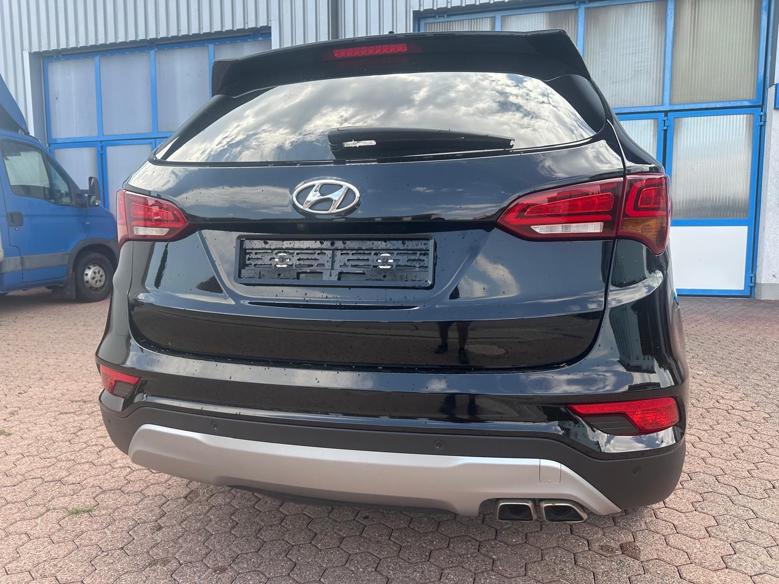 HYUNDAI Santa Fe 2.2 CRDI Vertex 4WD Automatic-image-3