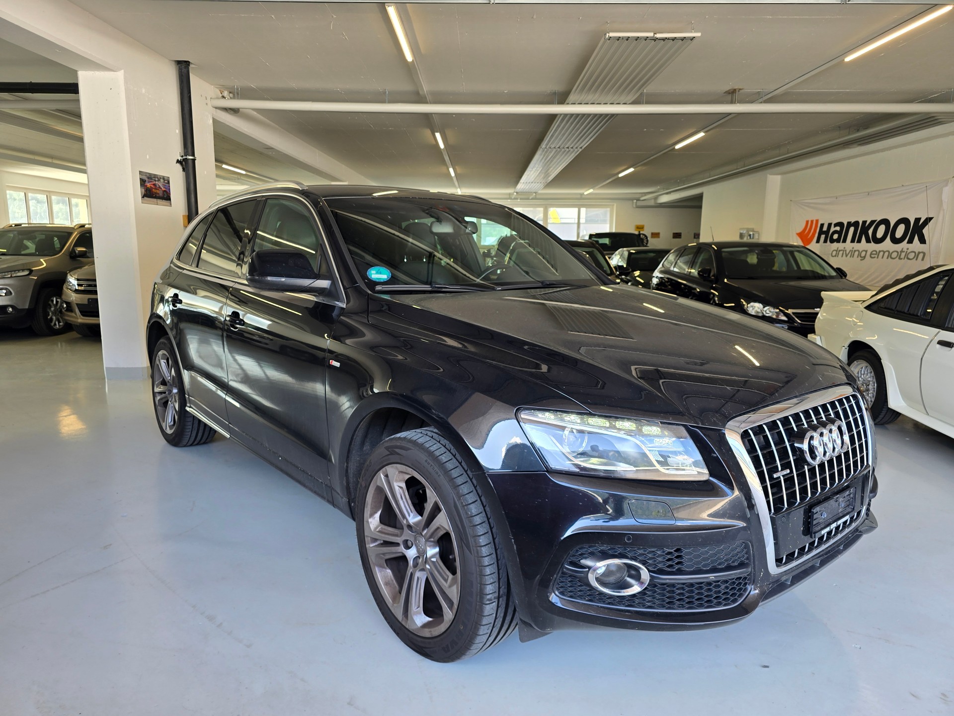 AUDI Q5 3.0 TDI quattro S-tronic-image-0