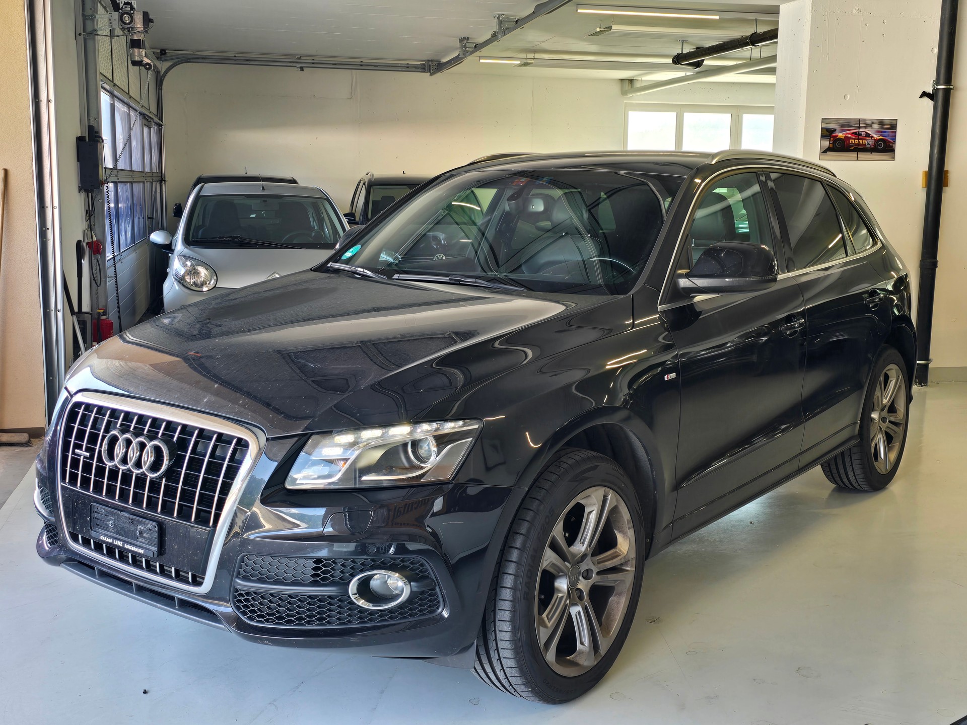 AUDI Q5 3.0 TDI quattro S-tronic-image-2