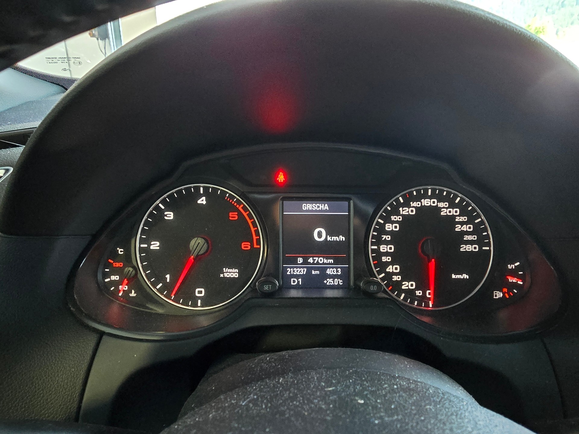 AUDI Q5 3.0 TDI quattro S-tronic-image-12