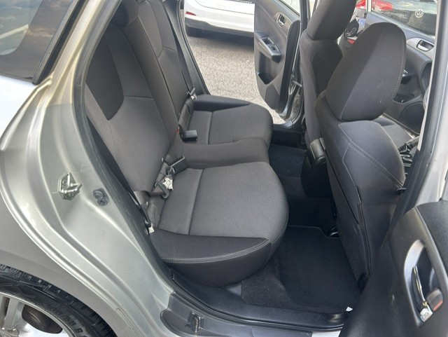 SUBARU Impreza 2.0D Swiss Special-image-5
