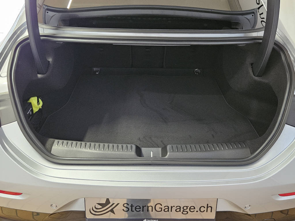 MERCEDES-BENZ CLA 220 4Matic AMG Line-showroom-element-3