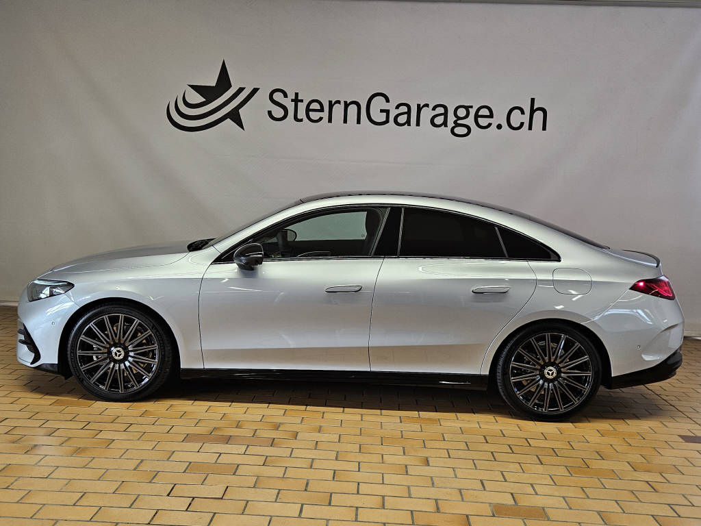 MERCEDES-BENZ CLA 220 4Matic AMG Line-showroom-element-1