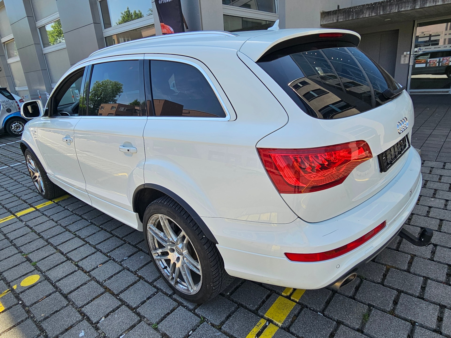 AUDI Q7 3.0 TDI quattro tiptronic-image-3