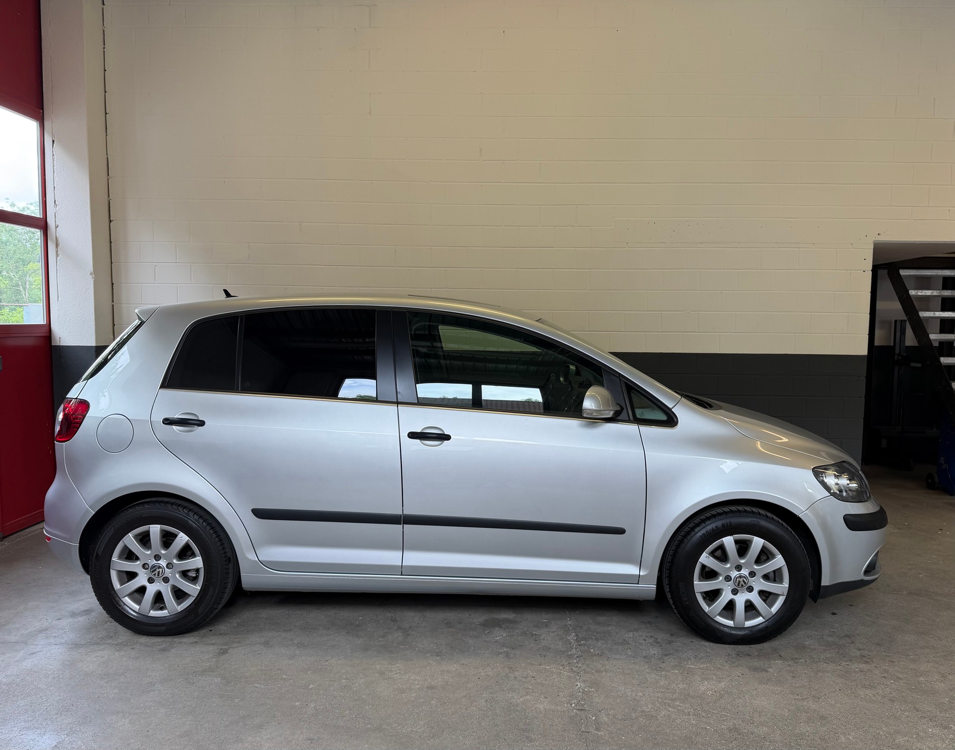 VW Golf Plus 2.0 FSI Comfortline //NEU AB MFK!-image-3