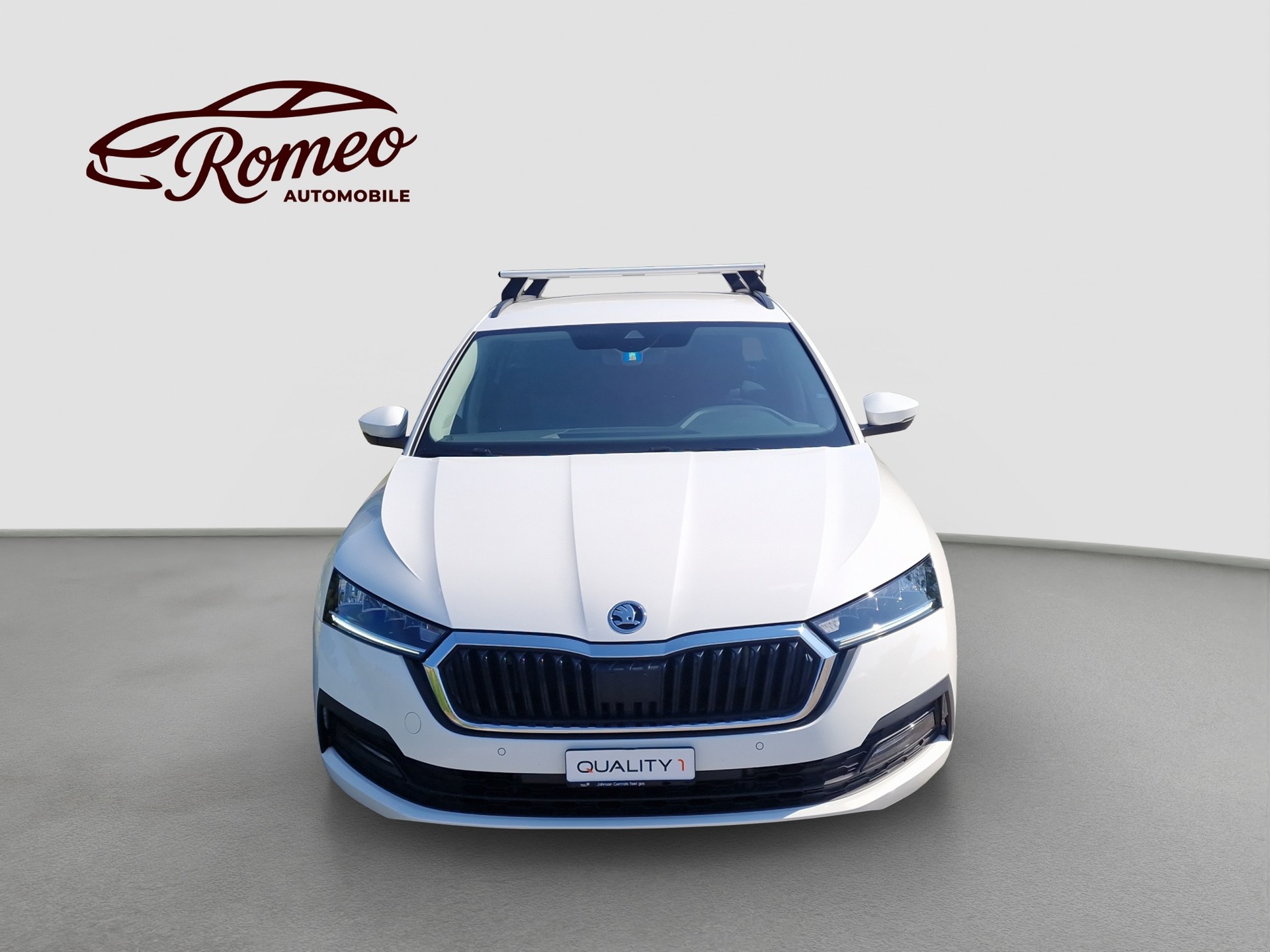 SKODA Octavia Combi 1.4 TSI Plug-In-Hybrid DSG Ambition ** Frisch ab MFK & Service ** CH Auto ** 1. Hand ** Batterie Zertifikat **-image-8