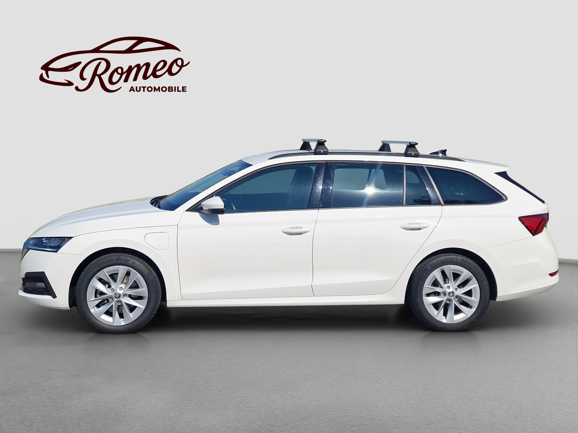 SKODA Octavia Combi 1.4 TSI Plug-In-Hybrid DSG Ambition ** Frisch ab MFK & Service ** CH Auto ** 1. Hand ** Batterie Zertifikat **-image-2
