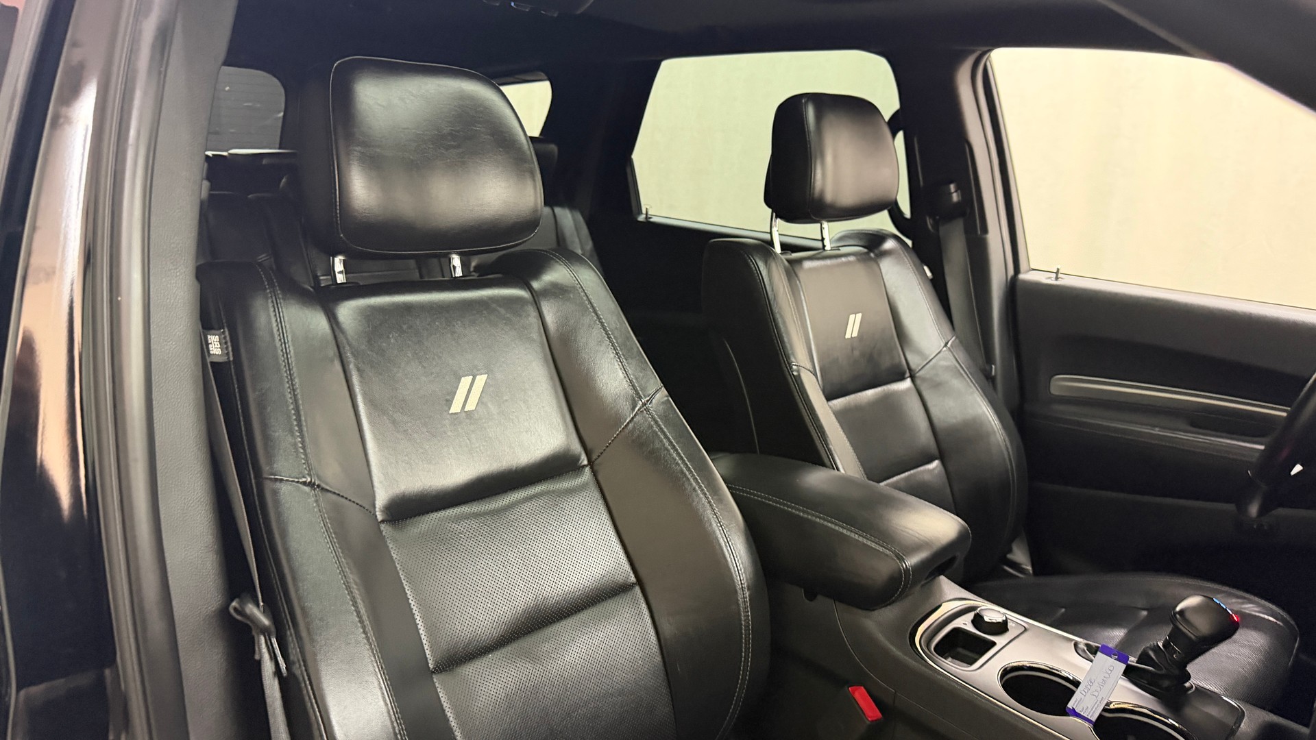 DODGE Durango-image-14