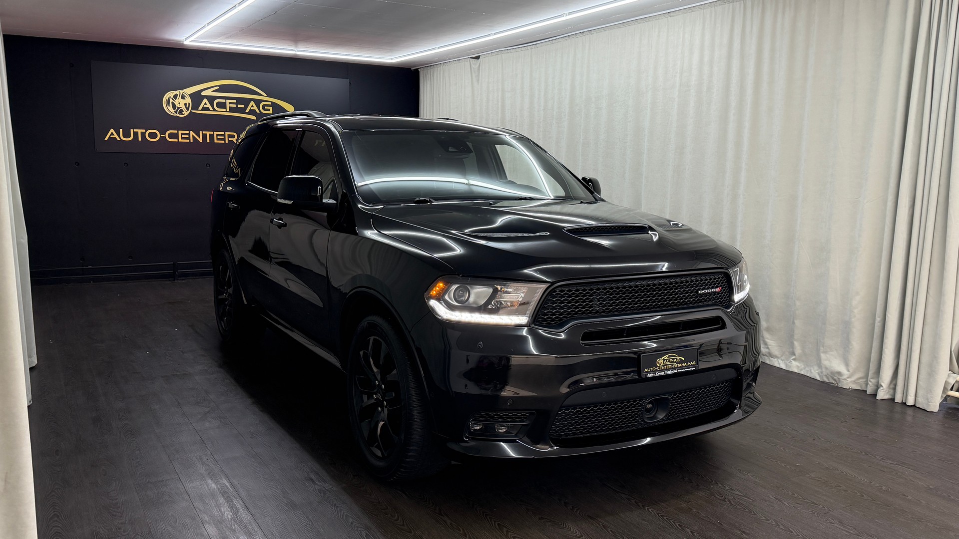 DODGE Durango-image-2