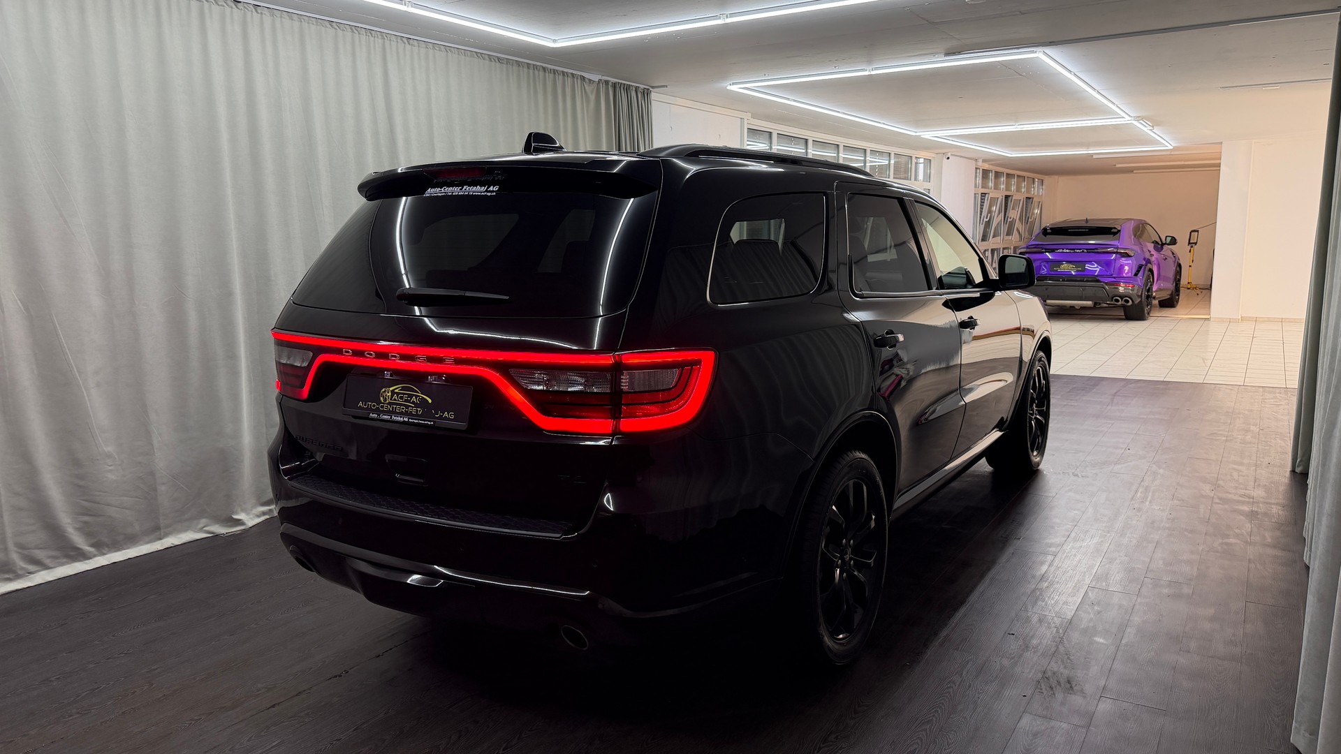 DODGE Durango-image-3