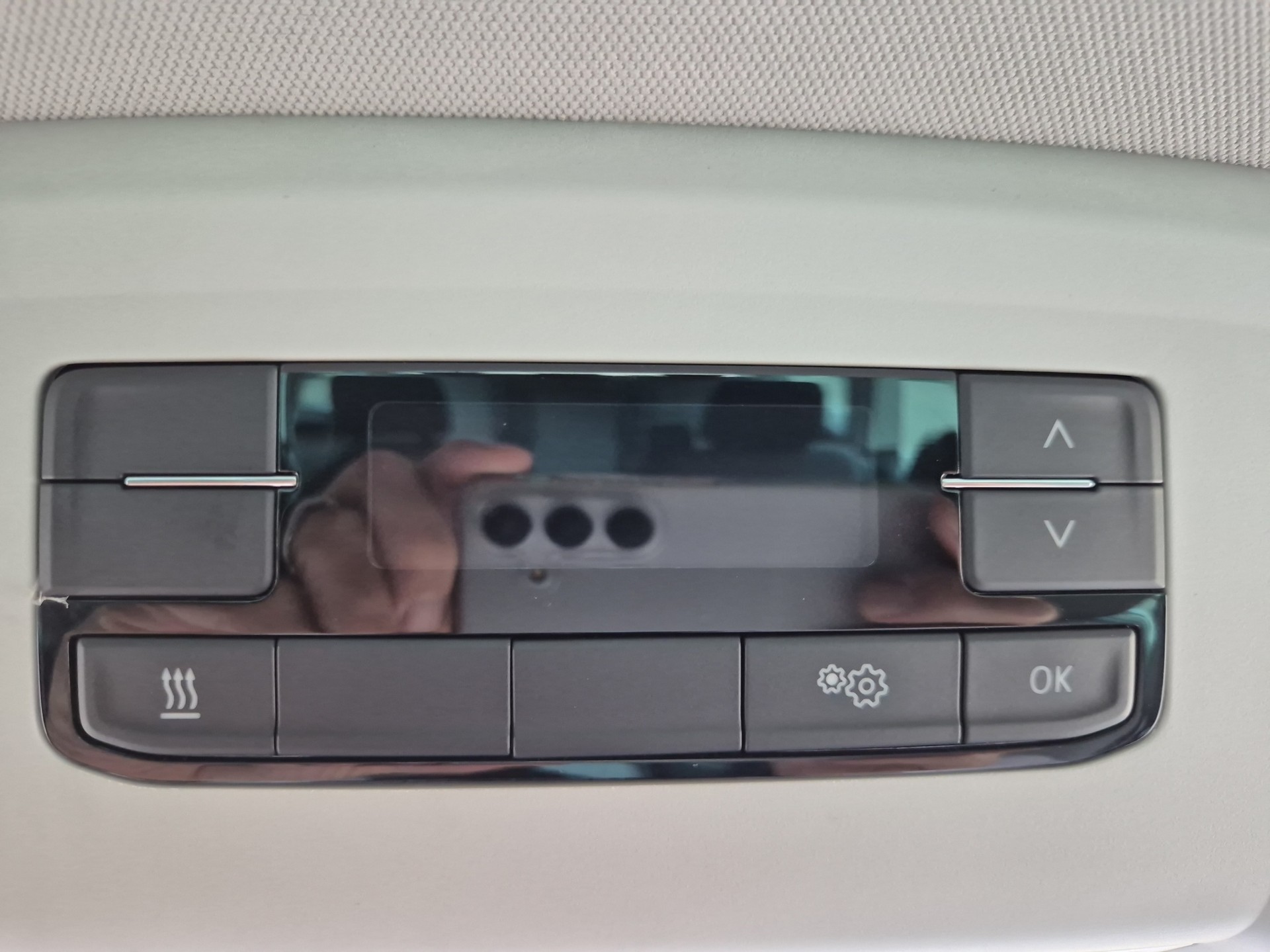 VW T6.1 Multivan 2.0 Bi-TDI Comfortline 4Motion DSG-image-18