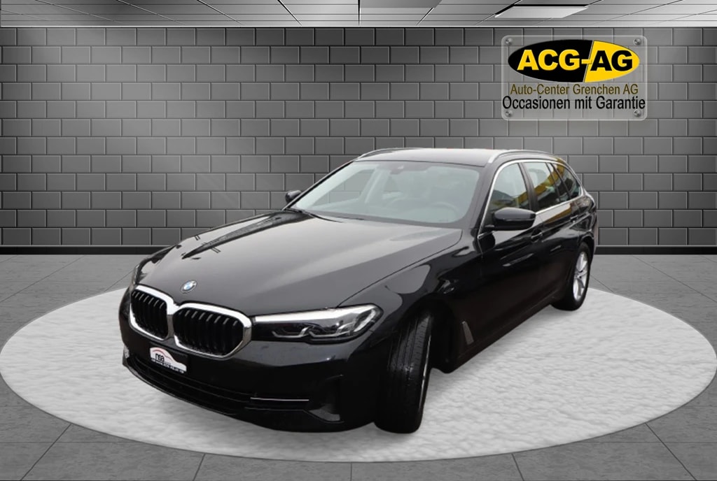 BMW 520d xDrive 48V Touring Steptronic ** Leder-Ausstattung ** LED Scheinwerfer **Mild- Hybrid Diesel **-image-2
