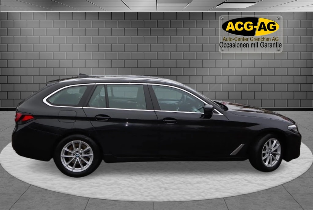 BMW 520d xDrive 48V Touring Steptronic ** Leder-Ausstattung ** LED Scheinwerfer **Mild- Hybrid Diesel **-image-5