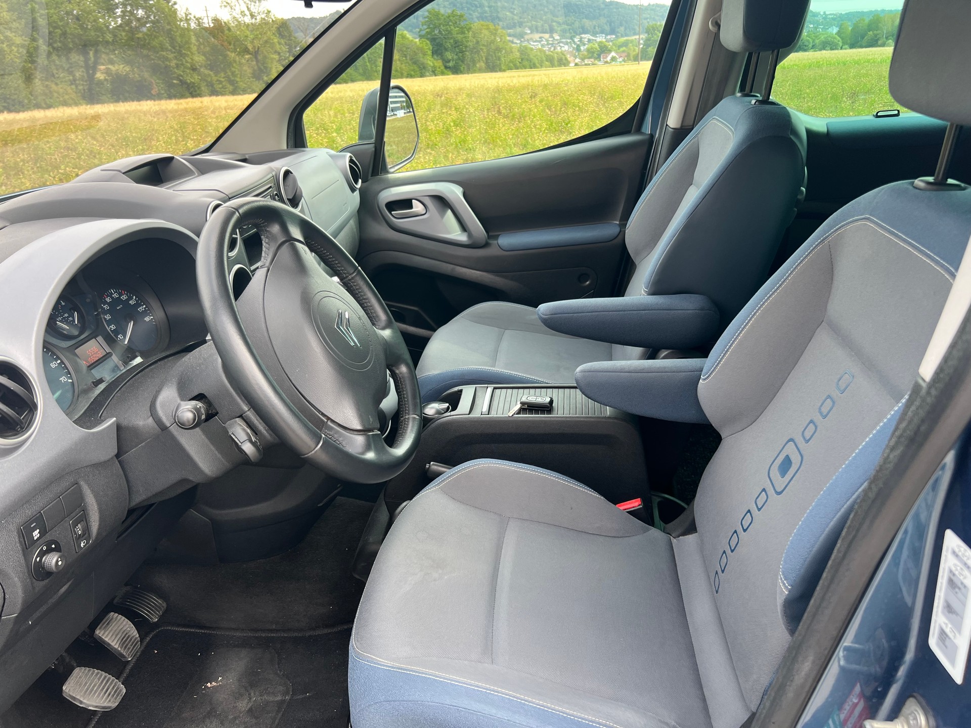 CITROEN Berlingo 1.6 16V Multispace-image-6