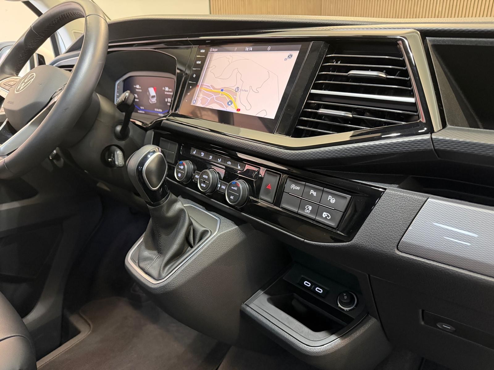 VW T6.1 Multivan 2.0 Bi-TDI Generation Six 4Motion DSG-image-20