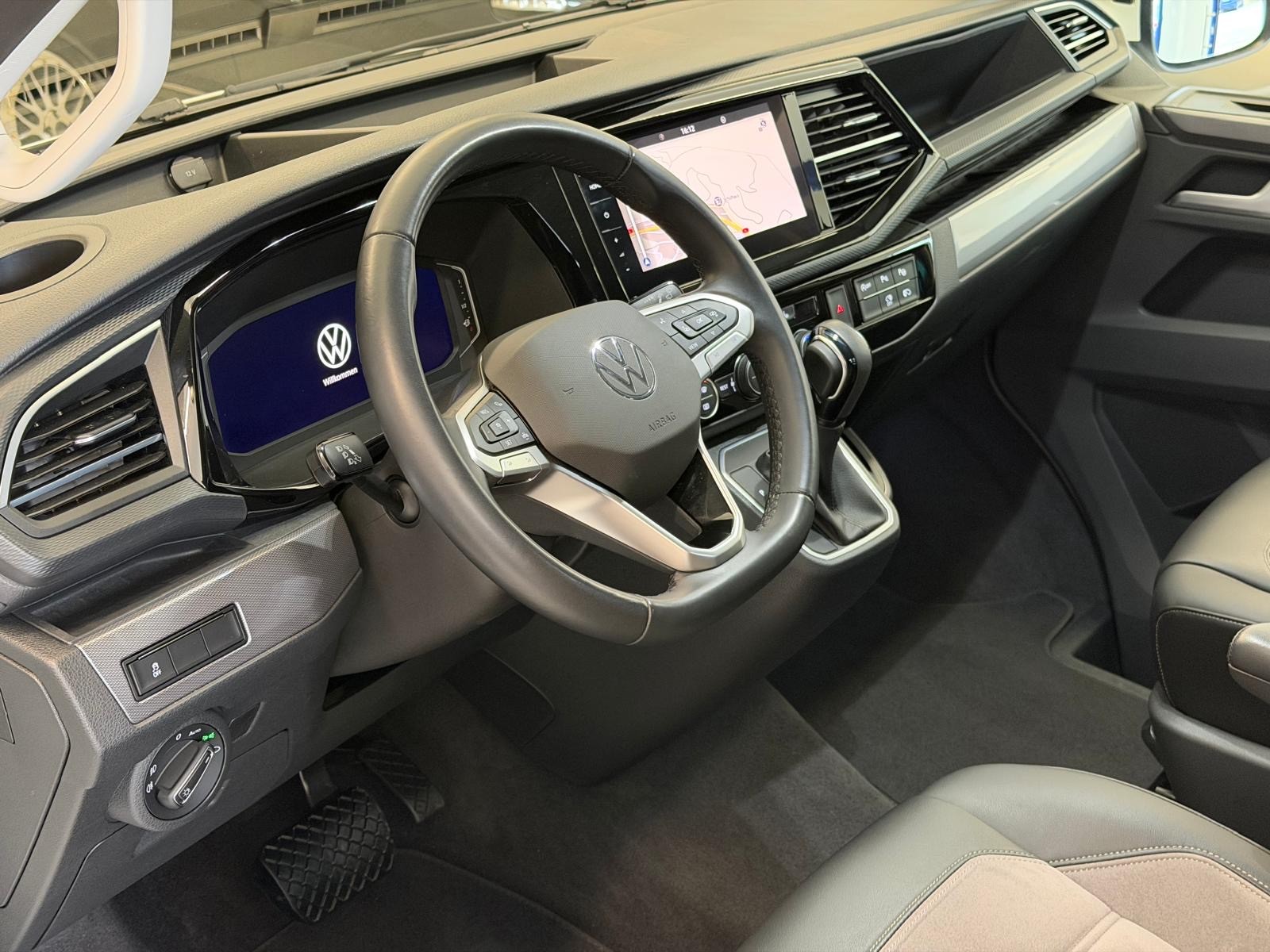 VW T6.1 Multivan 2.0 Bi-TDI Generation Six 4Motion DSG-image-11
