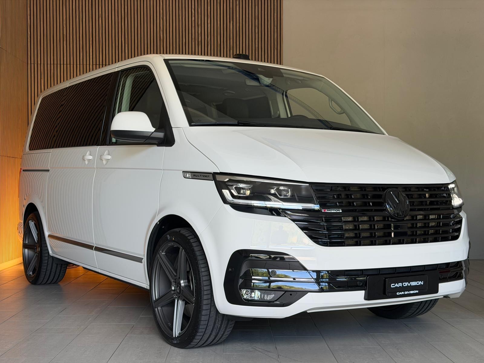 VW T6.1 Multivan 2.0 Bi-TDI Generation Six 4Motion DSG-image-4