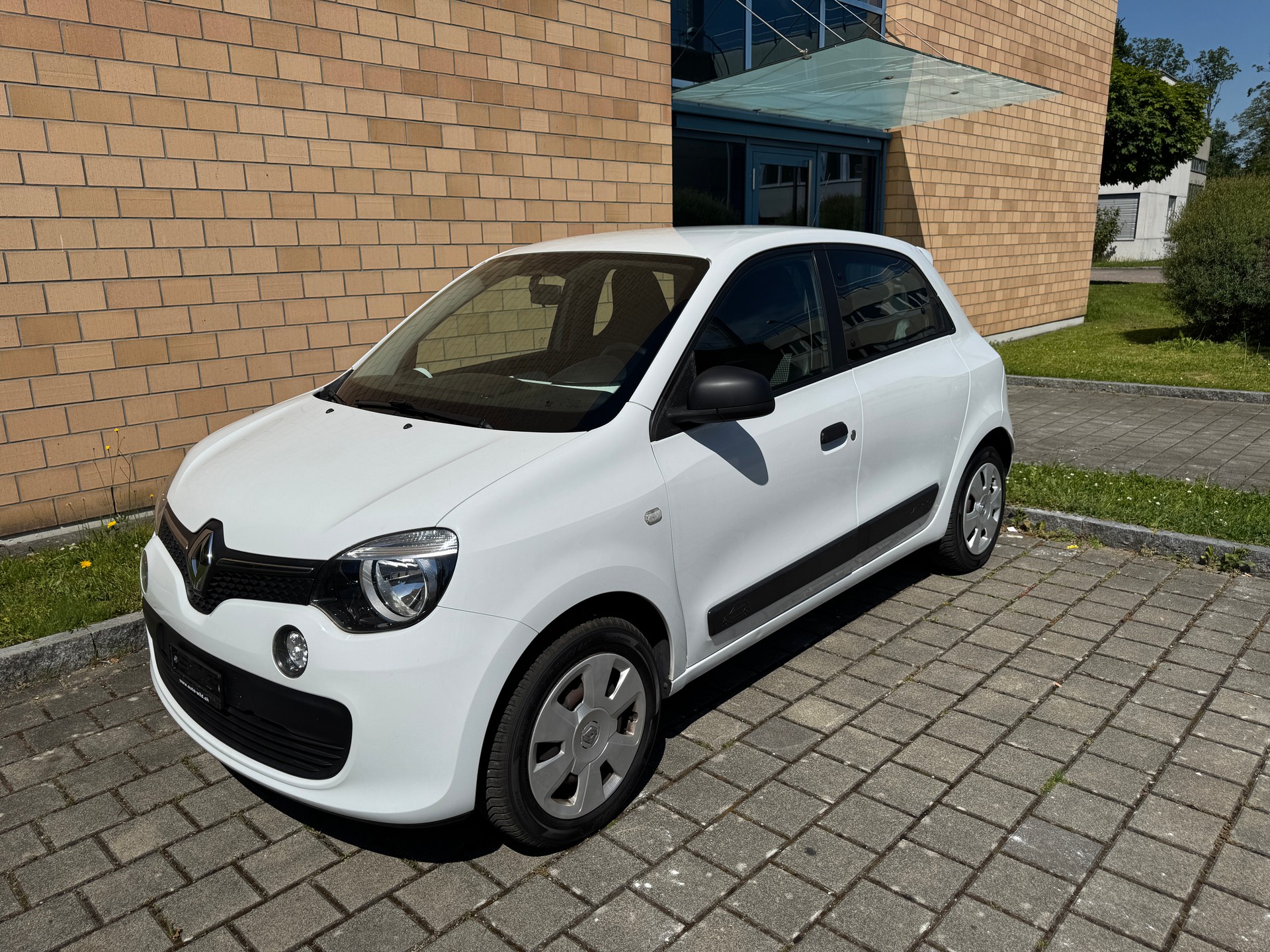 RENAULT Twingo 1.0 Zen-image-0