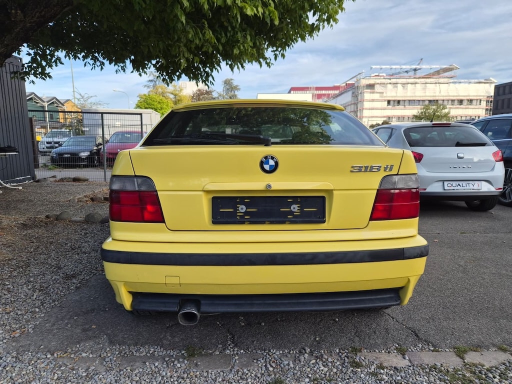 BMW 318ti Compact Sport M-Paket-image-4