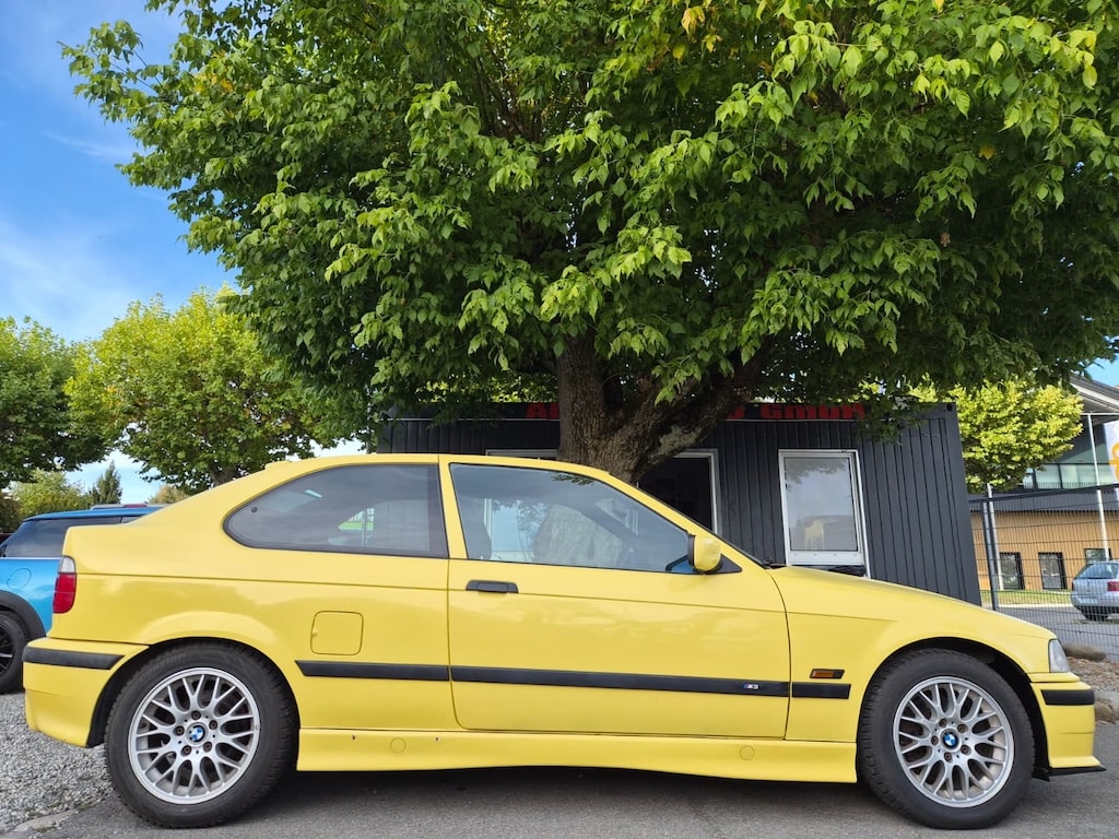 BMW 318ti Compact Sport M-Paket-image-6