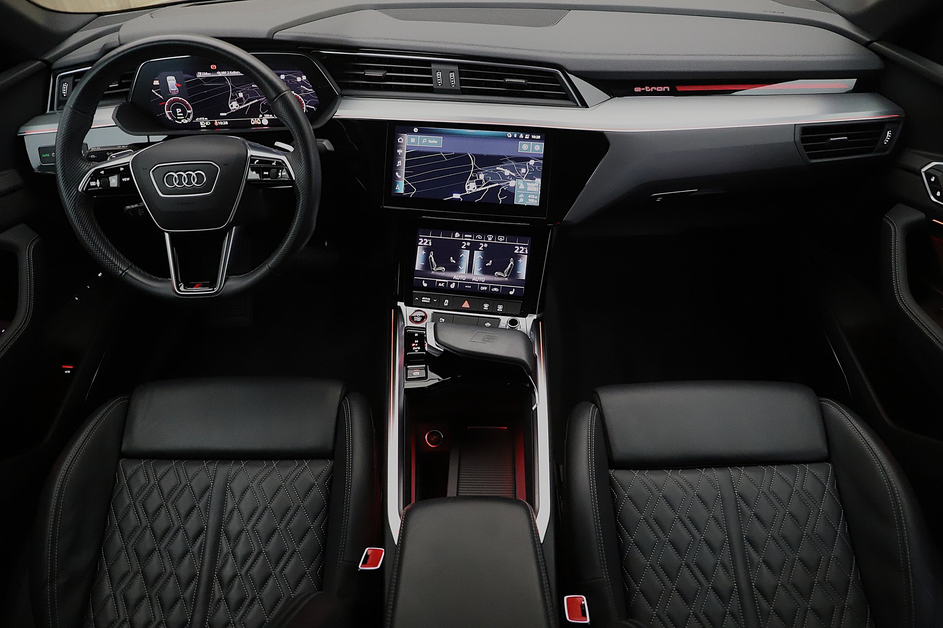 AUDI e-tron S Sportback quattro-image-5