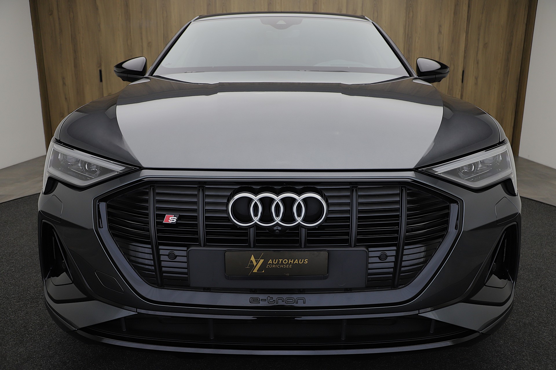 AUDI e-tron S Sportback quattro-image-1
