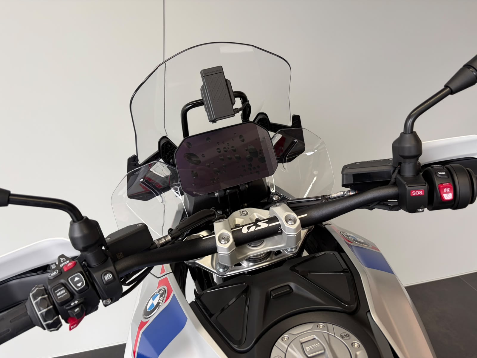 BMW R 1300 GS-image-10