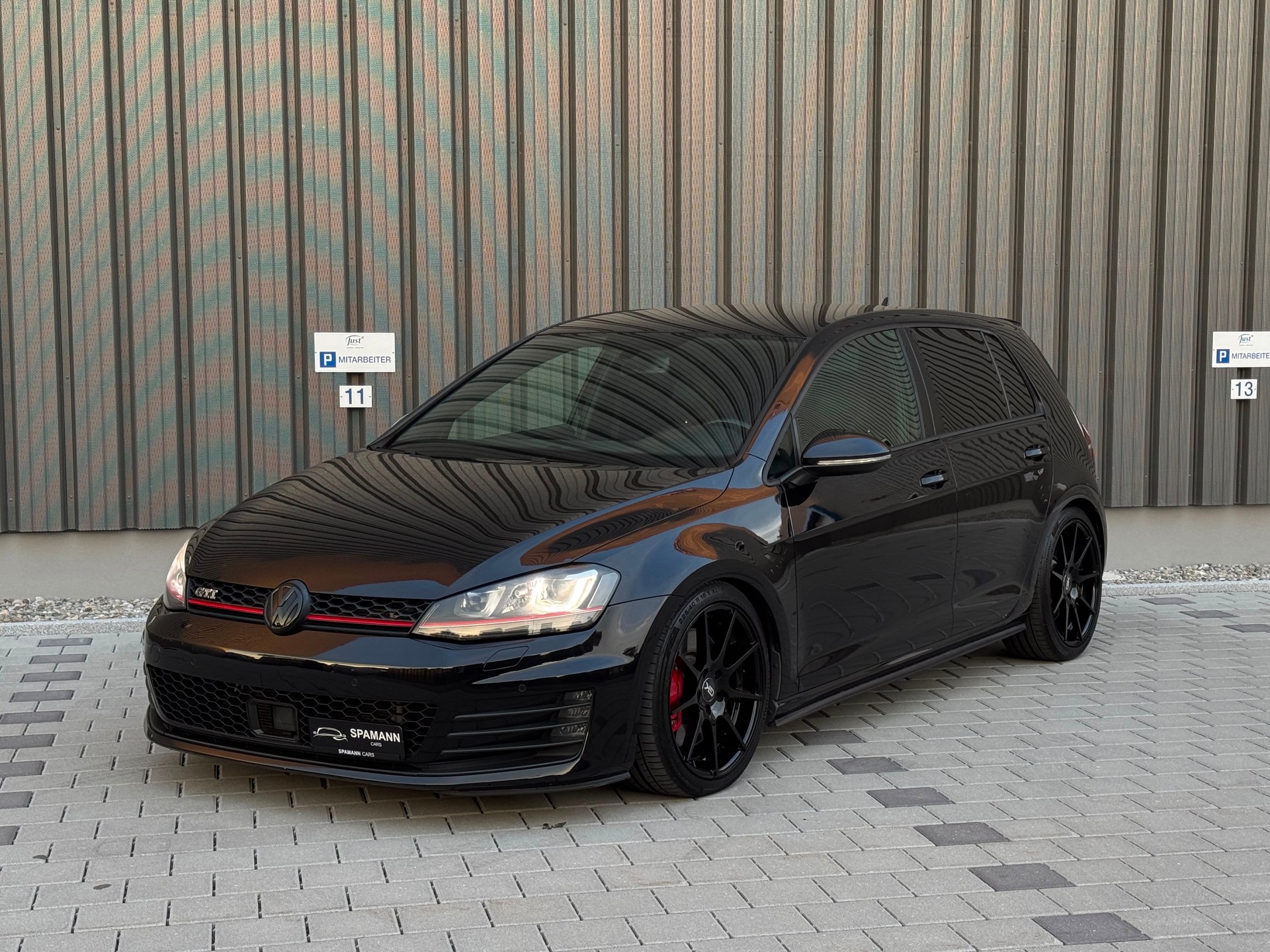 VW Golf 2.0 TSI GTI Performance DSG-image-0