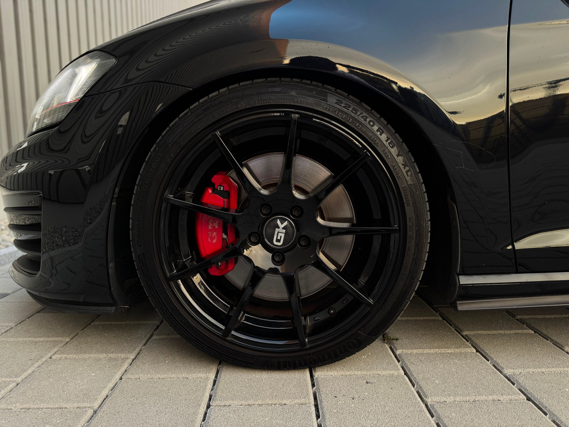 VW Golf 2.0 TSI GTI Performance DSG-image-15