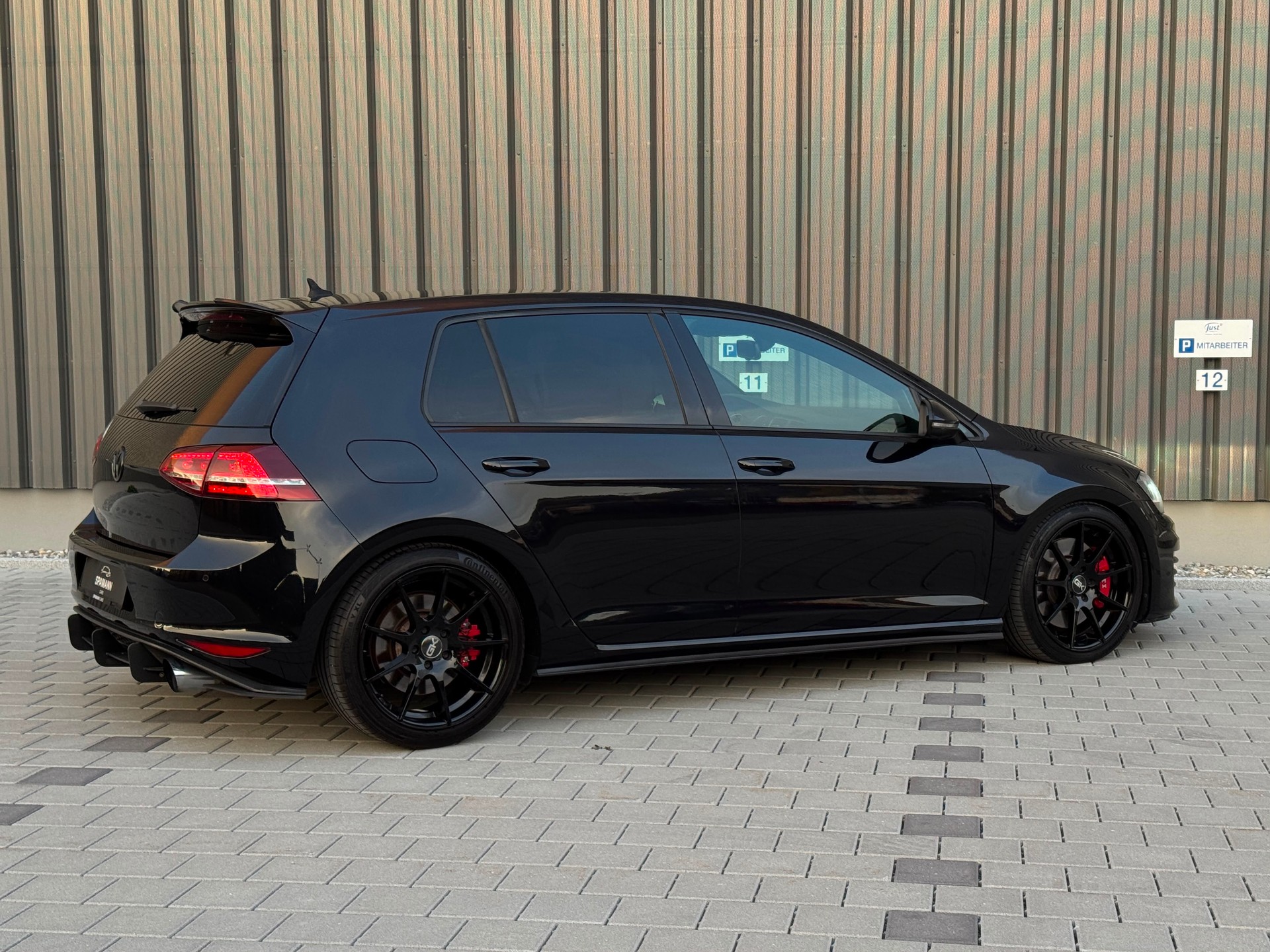 VW Golf 2.0 TSI GTI Performance DSG-image-9