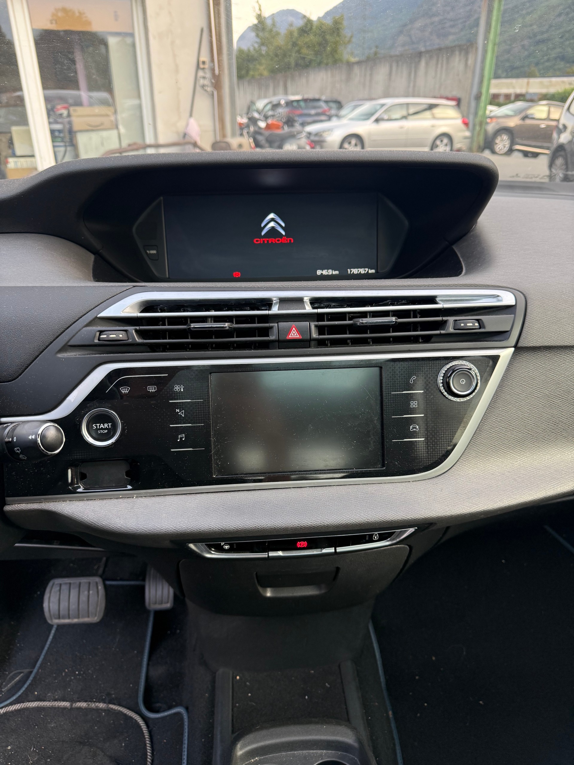 CITROEN C4 Picasso 1.2 Pure Tech Feel EAT6-image-15