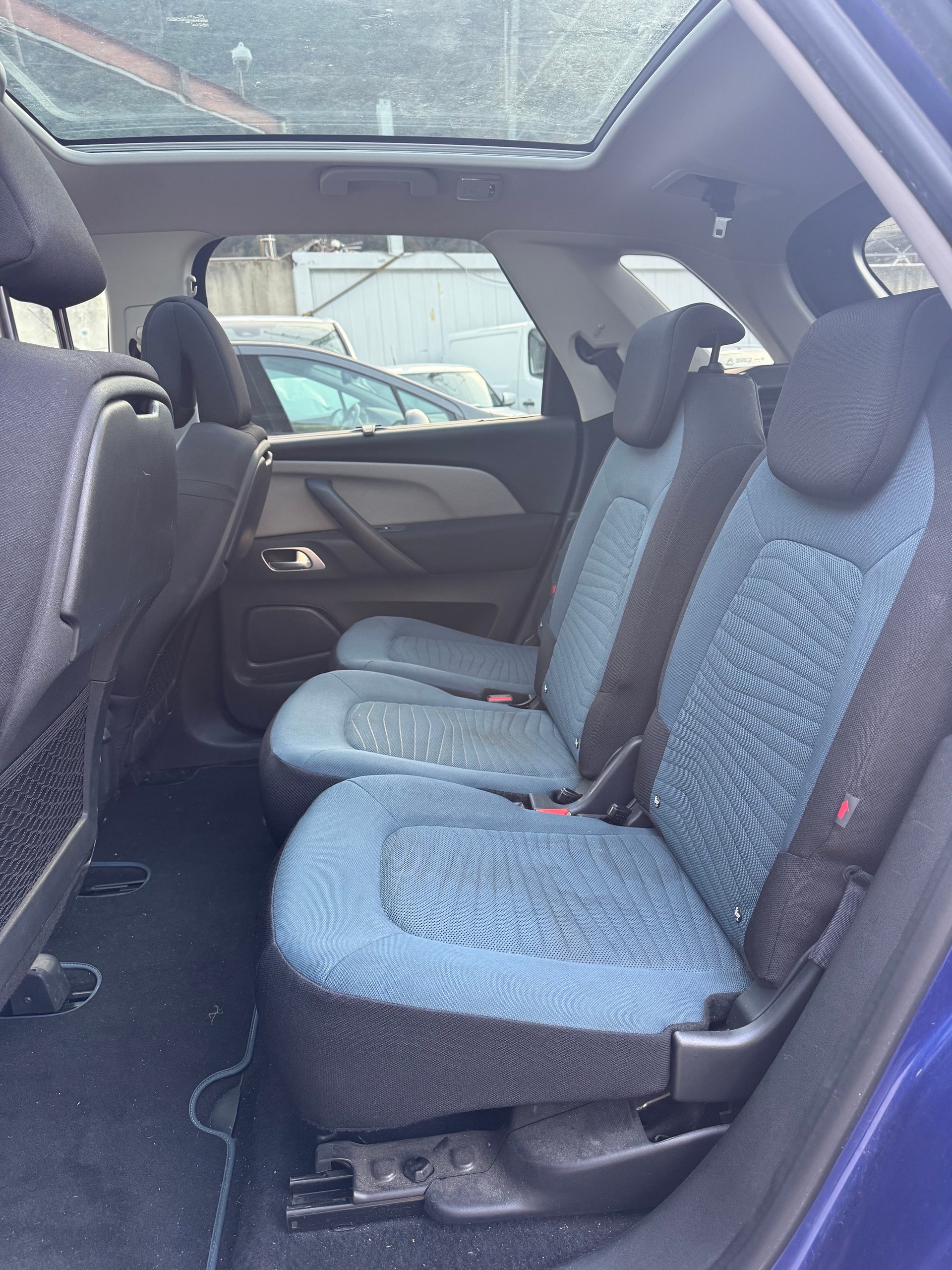CITROEN C4 Picasso 1.2 Pure Tech Feel EAT6-image-12