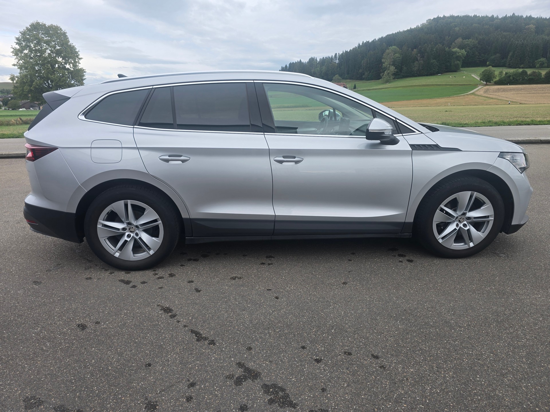 SKODA Enyaq iV 80-image-4