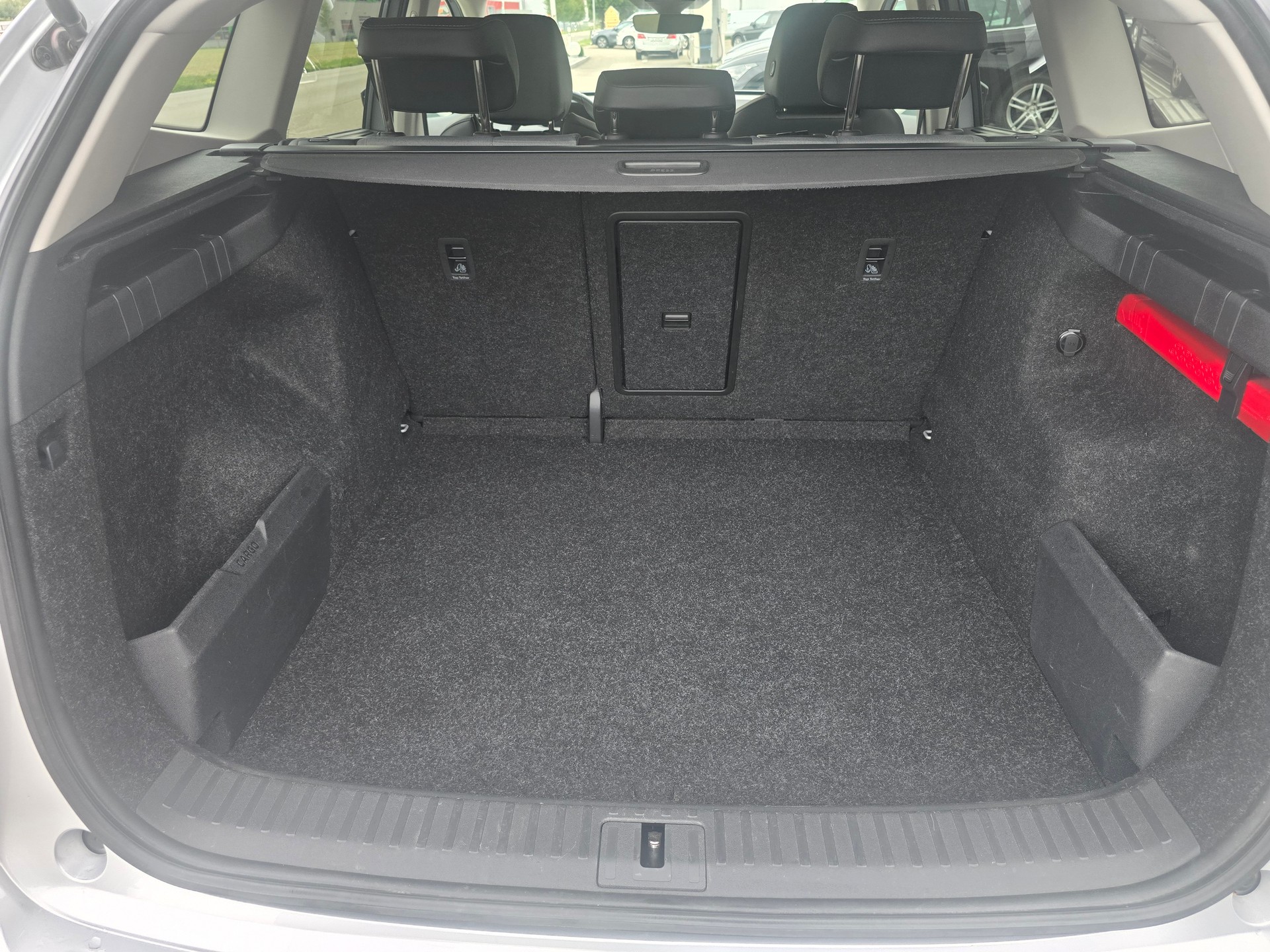 SKODA Enyaq iV 80-image-8
