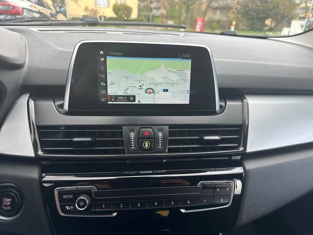 BMW 218d xDrive Active Tourer Steptronic ** Gr-Navi ** PDC V+H ** Xenon ** Sitzheizung ** Tempomat ** Frisch Ab MFK & Service **-image-8