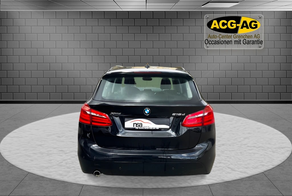 BMW 218d xDrive Active Tourer Steptronic ** Gr-Navi ** PDC V+H ** Xenon ** Sitzheizung ** Tempomat ** Frisch Ab MFK & Service **-image-4