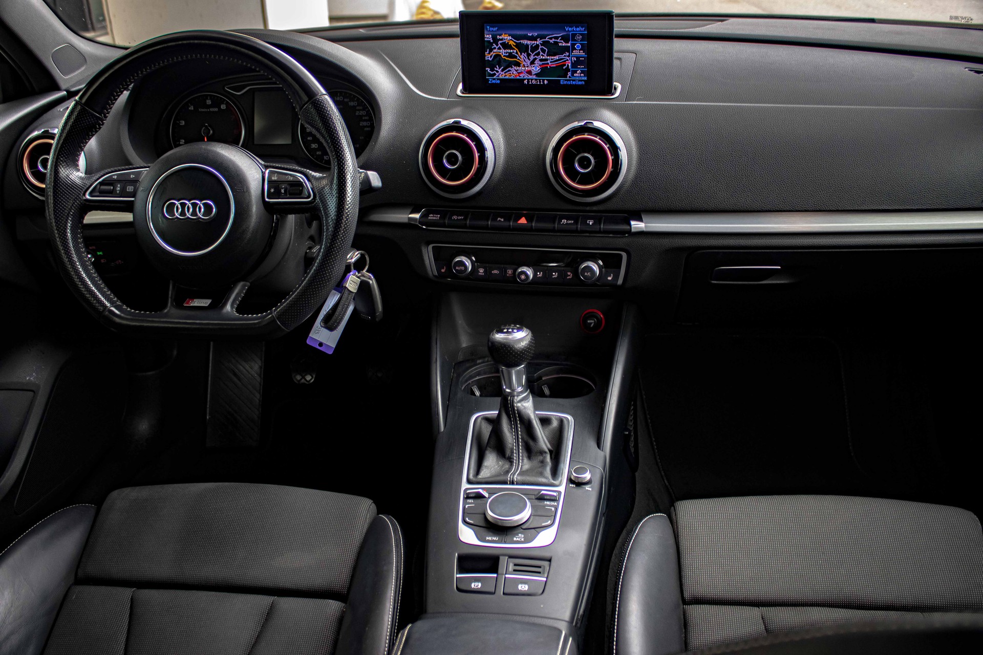 AUDI A3 Sportback S Line 1.8 TFSI Ambition-image-10