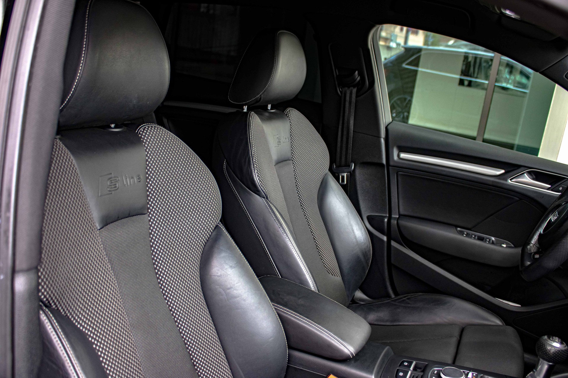 AUDI A3 Sportback S Line 1.8 TFSI Ambition-image-16