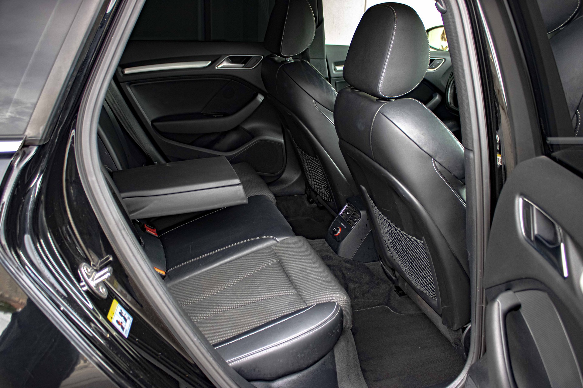 AUDI A3 Sportback S Line 1.8 TFSI Ambition-image-14