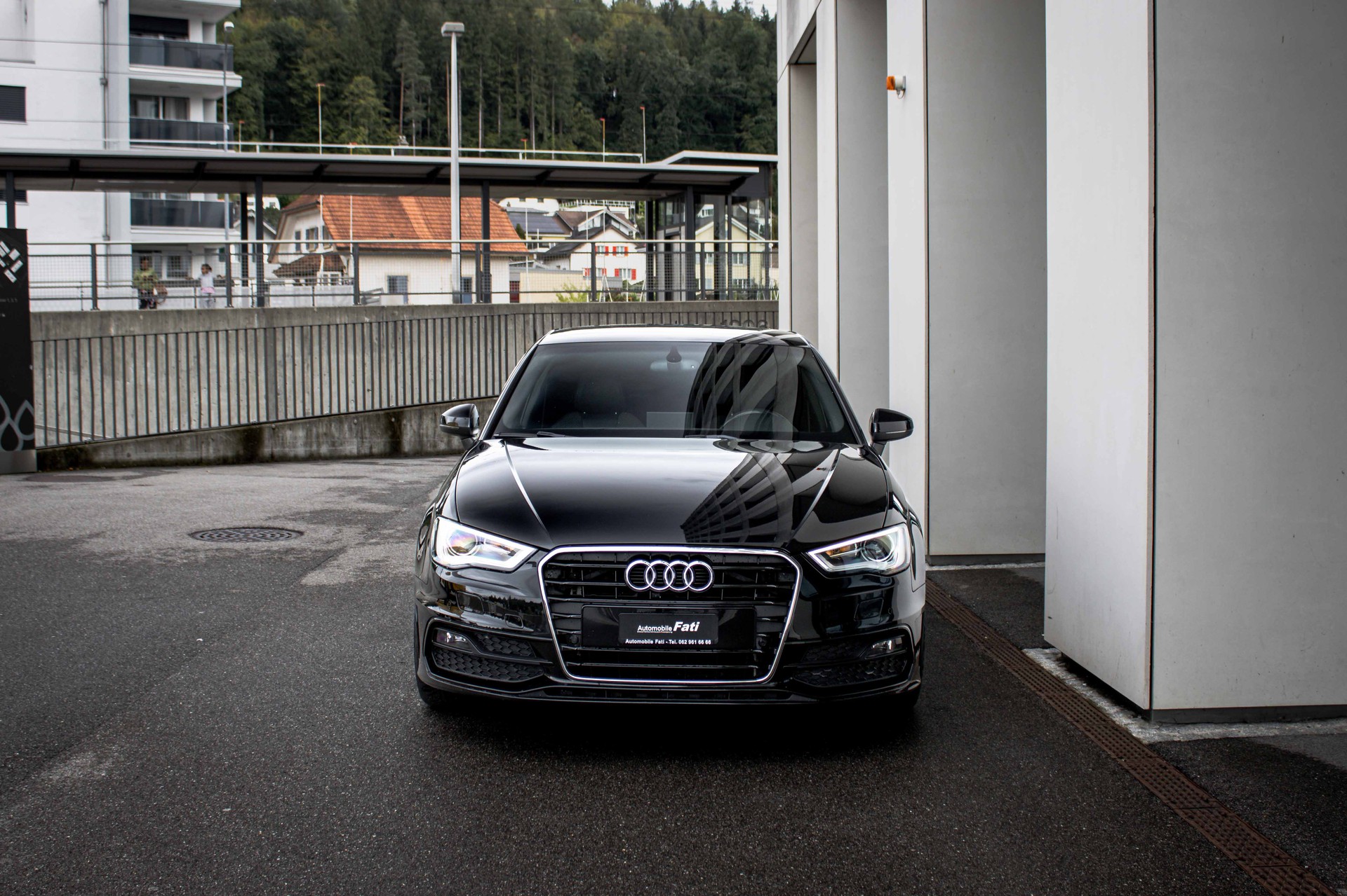 AUDI A3 Sportback S Line 1.8 TFSI Ambition-image-2