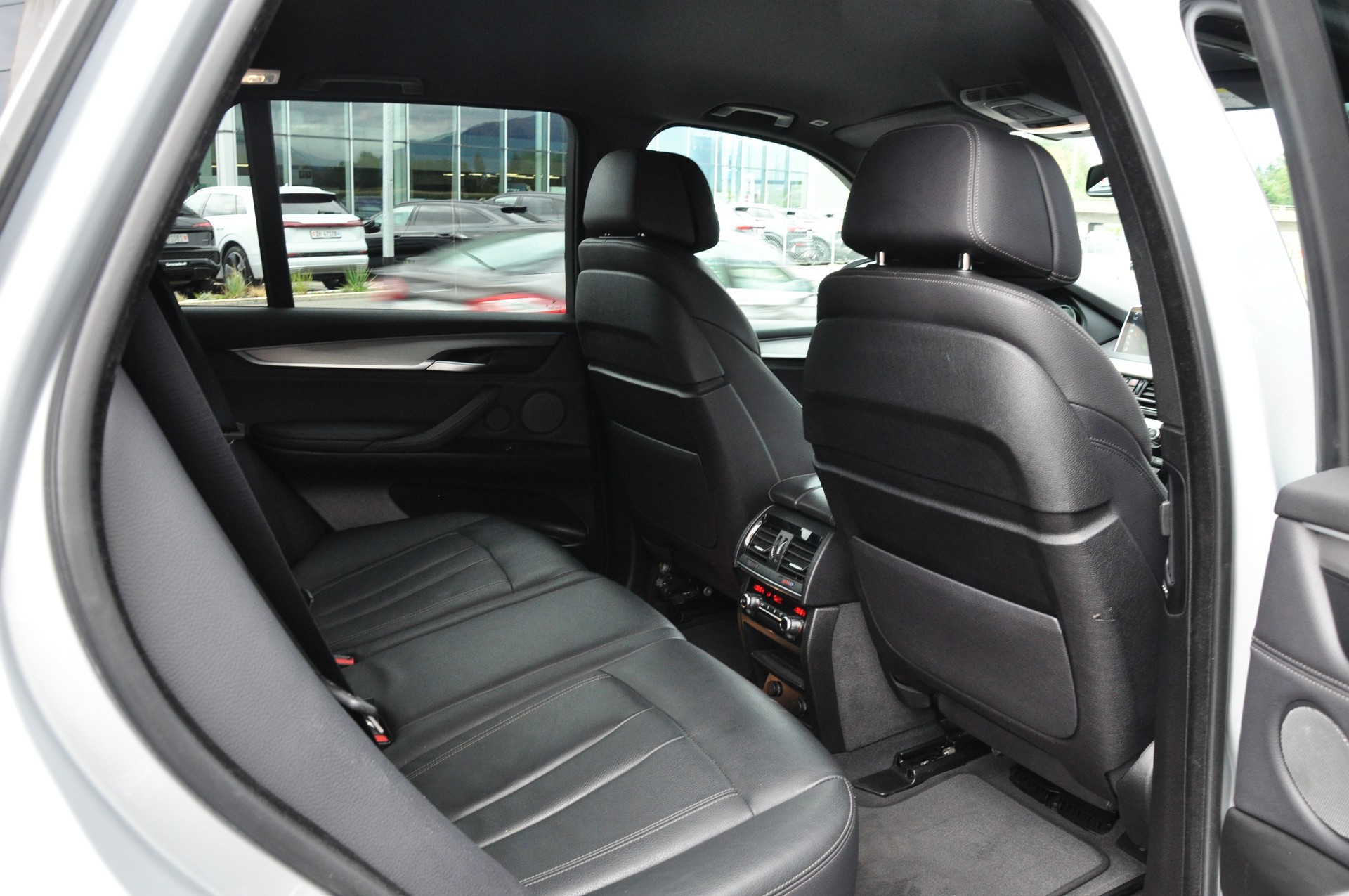 BMW X5 xDrive 40d Steptronic M Sportpaket-image-12