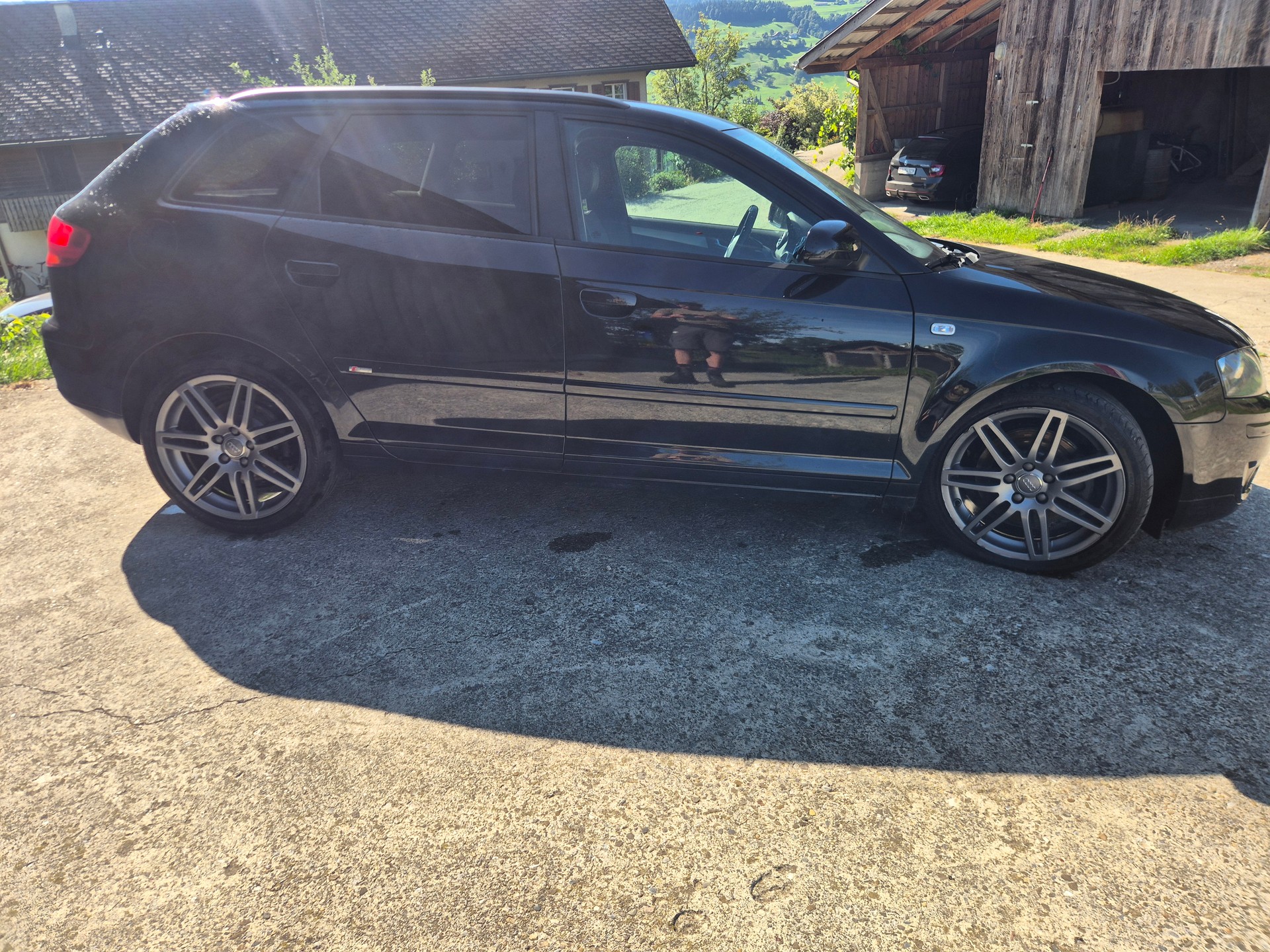 AUDI 2.0 16V T FSI Ambition quat.-image-4