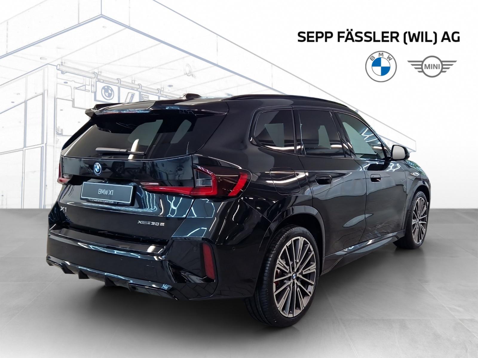 BMW X1 30e xDrive M Sport Pro-image-4