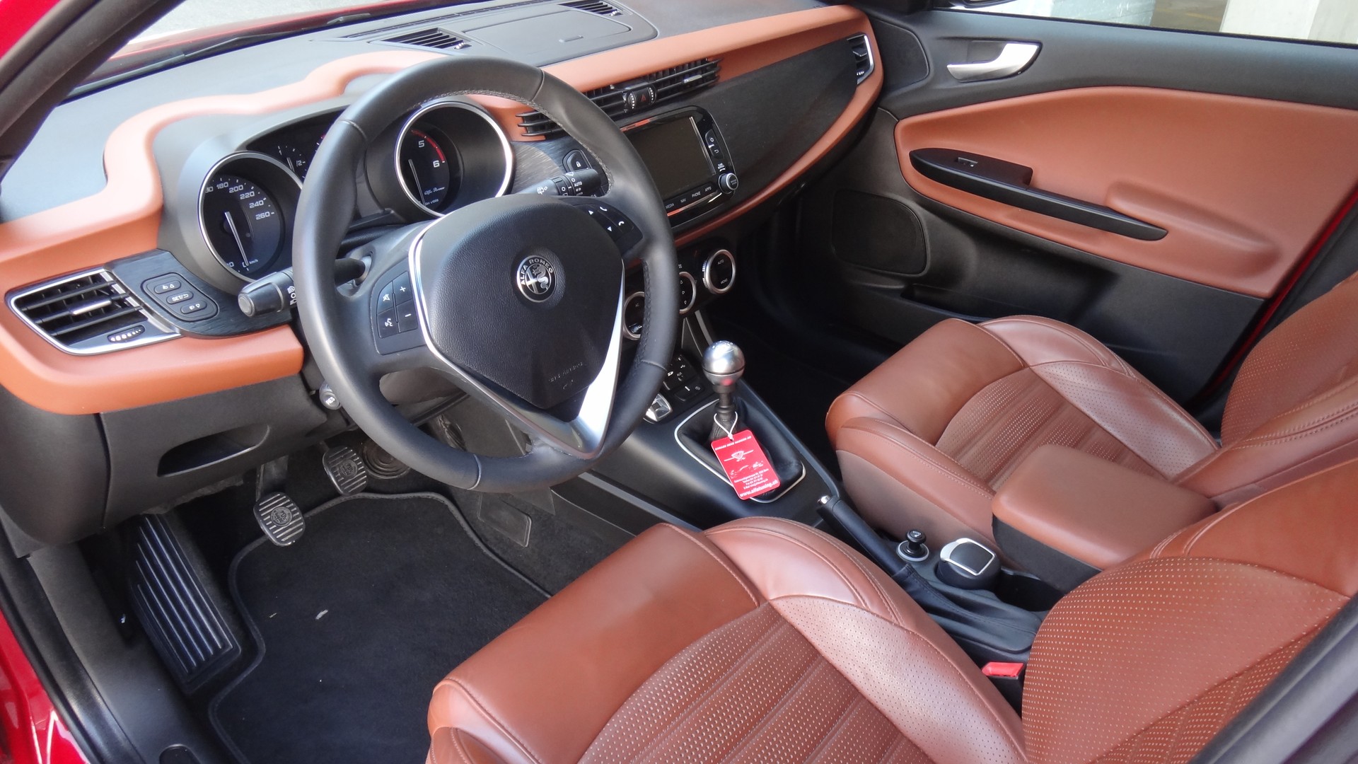 ALFA ROMEO Giulietta 2.0 JTDM Super-image-7