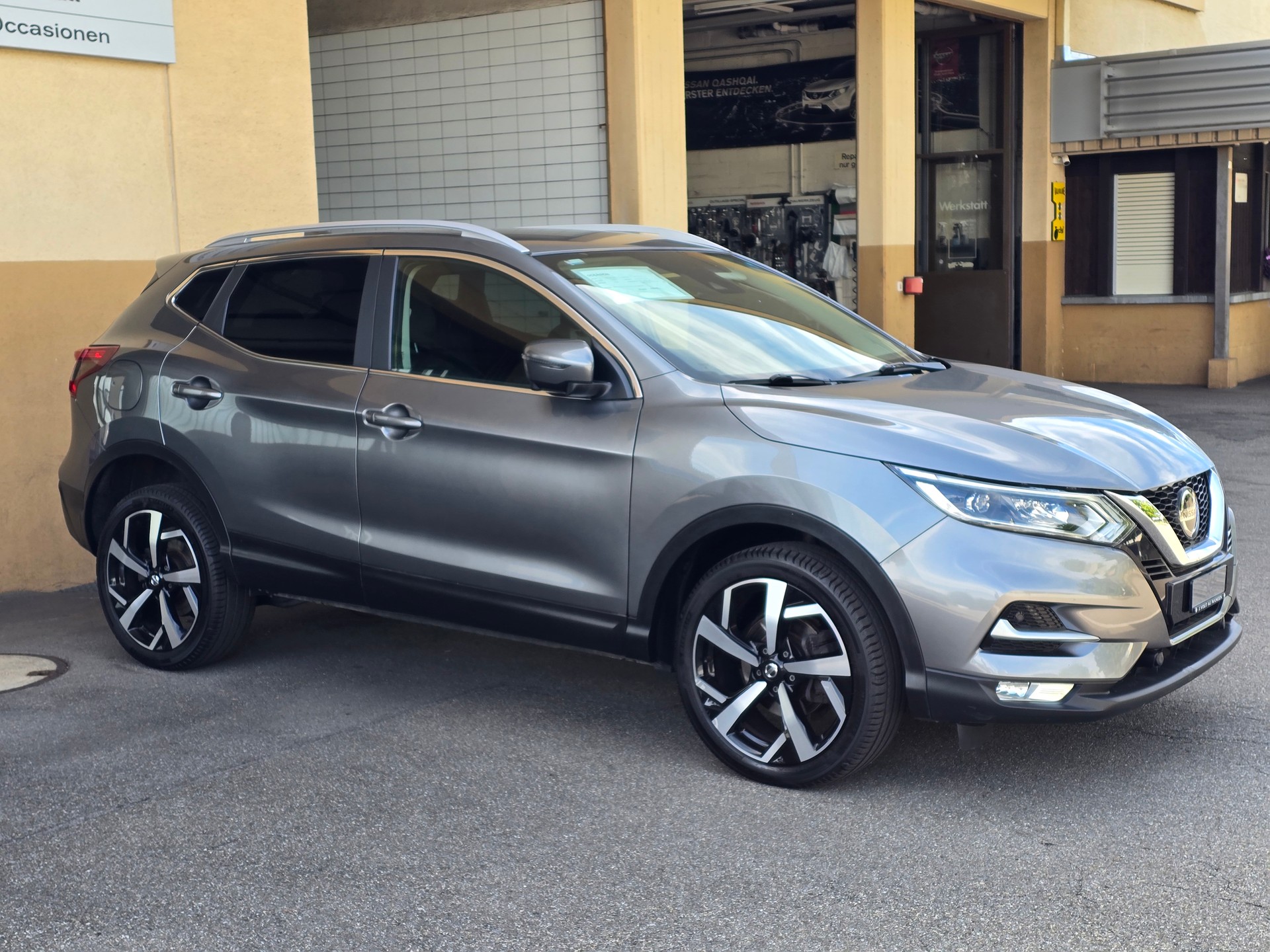NISSAN Qashqai 1.7 dCi tekna ALL-MODE 4x4-image-3