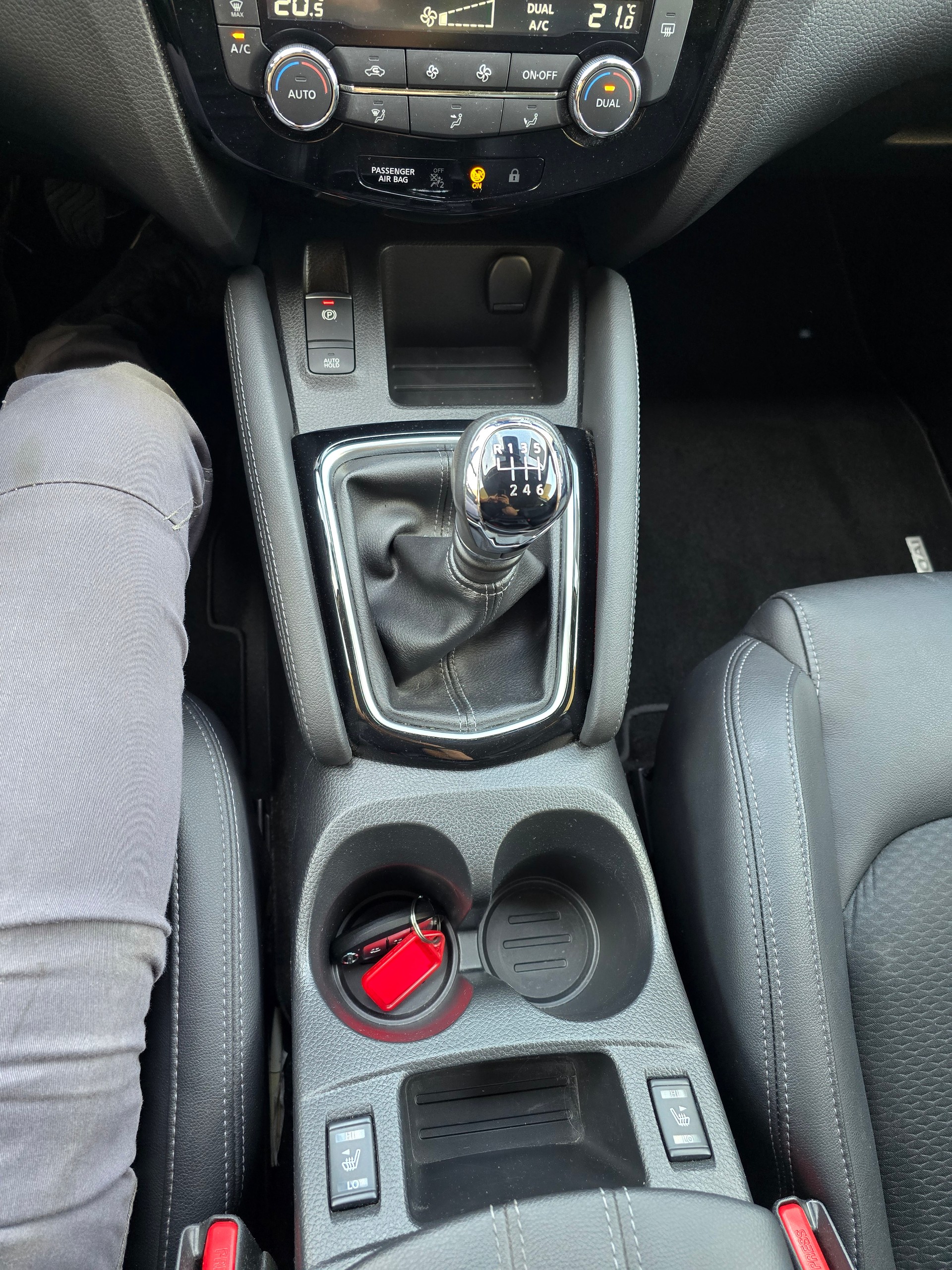 NISSAN Qashqai 1.7 dCi tekna ALL-MODE 4x4-image-16